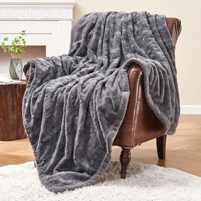 Oversized Minky Blanket, Super Soft Fluffy Luxury Throw Blanket Comfy Faux Fur Bed