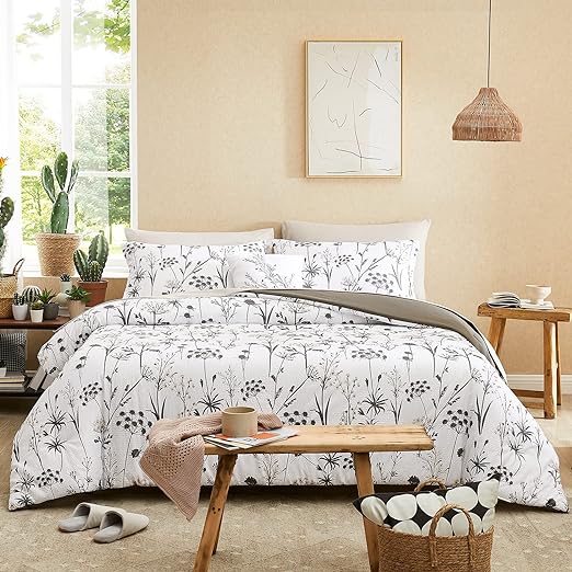 Queen Comforter Set, 7 PCS Green Butterfly Floral Comforter Set