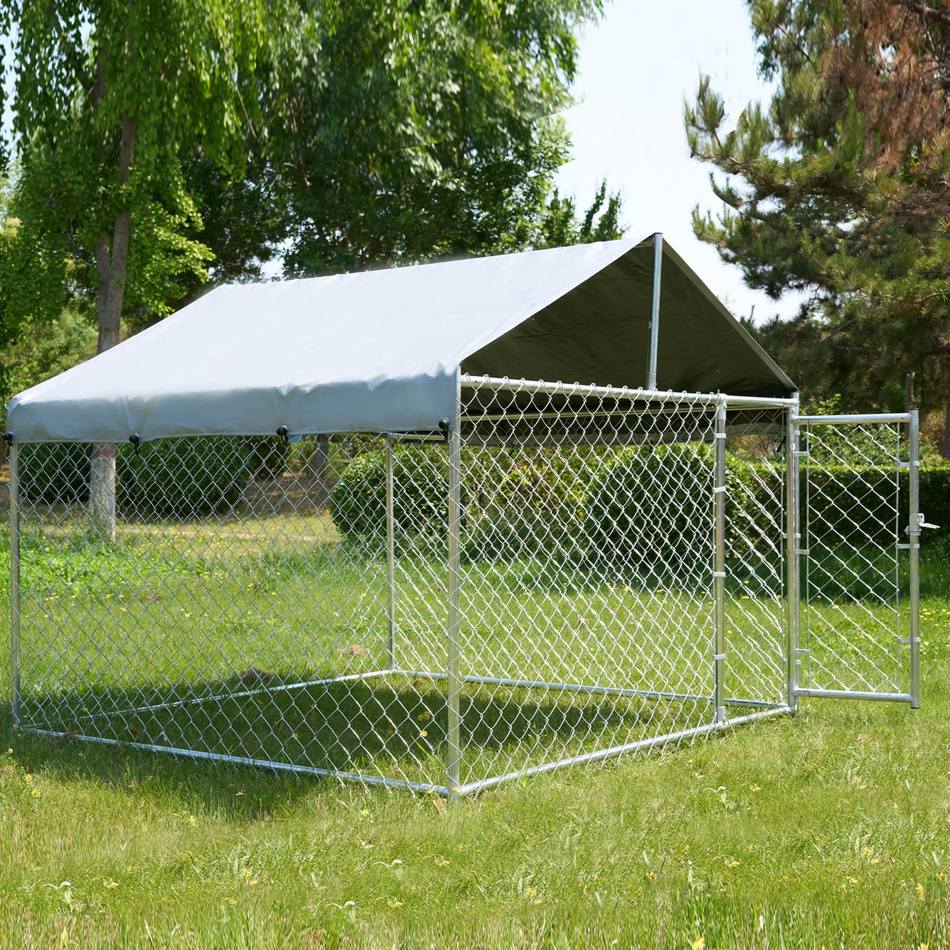 Heavy-duty dog run for large breeds with raised legs and waterproof cover