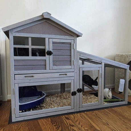 Indoor/outdoor bunny cage with wire floor and front access doors
