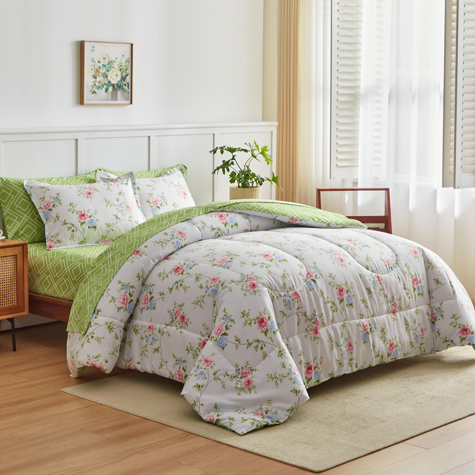 Bed in a Bag 7 Pieces - Floral Print - Soft Microfiber, Reversible Bed Comforter Set