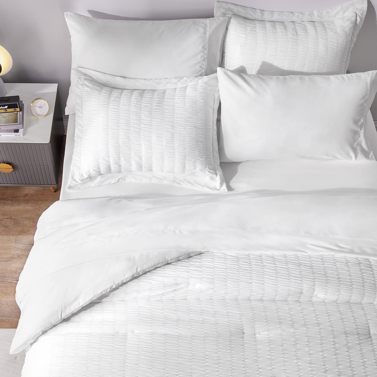 Queen Bed in a Bag White Seersucker Comforter Set