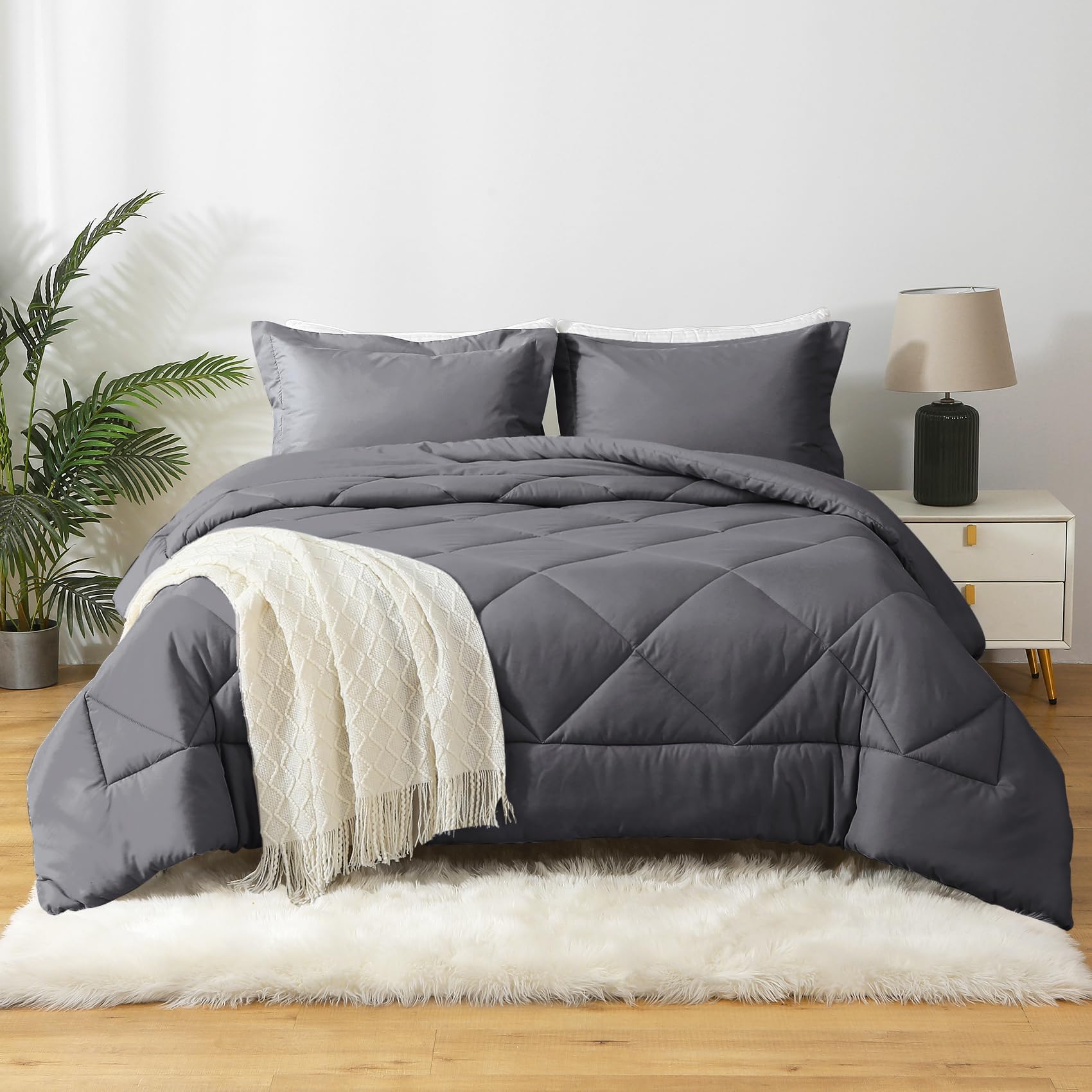 Dark Grey Queen Comforter Set, Reversible Bed in a Bag Bedding Set for All Seasons
