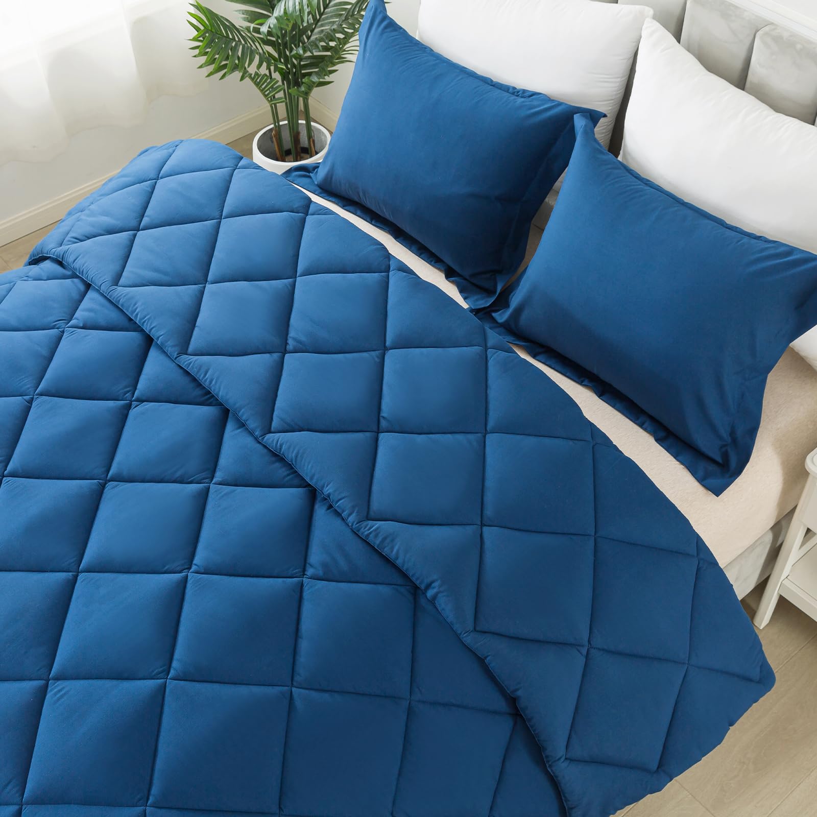 Full Size Comforter Set with 2 Pillow Shams - Down Alternative Bed Comforters Bedding