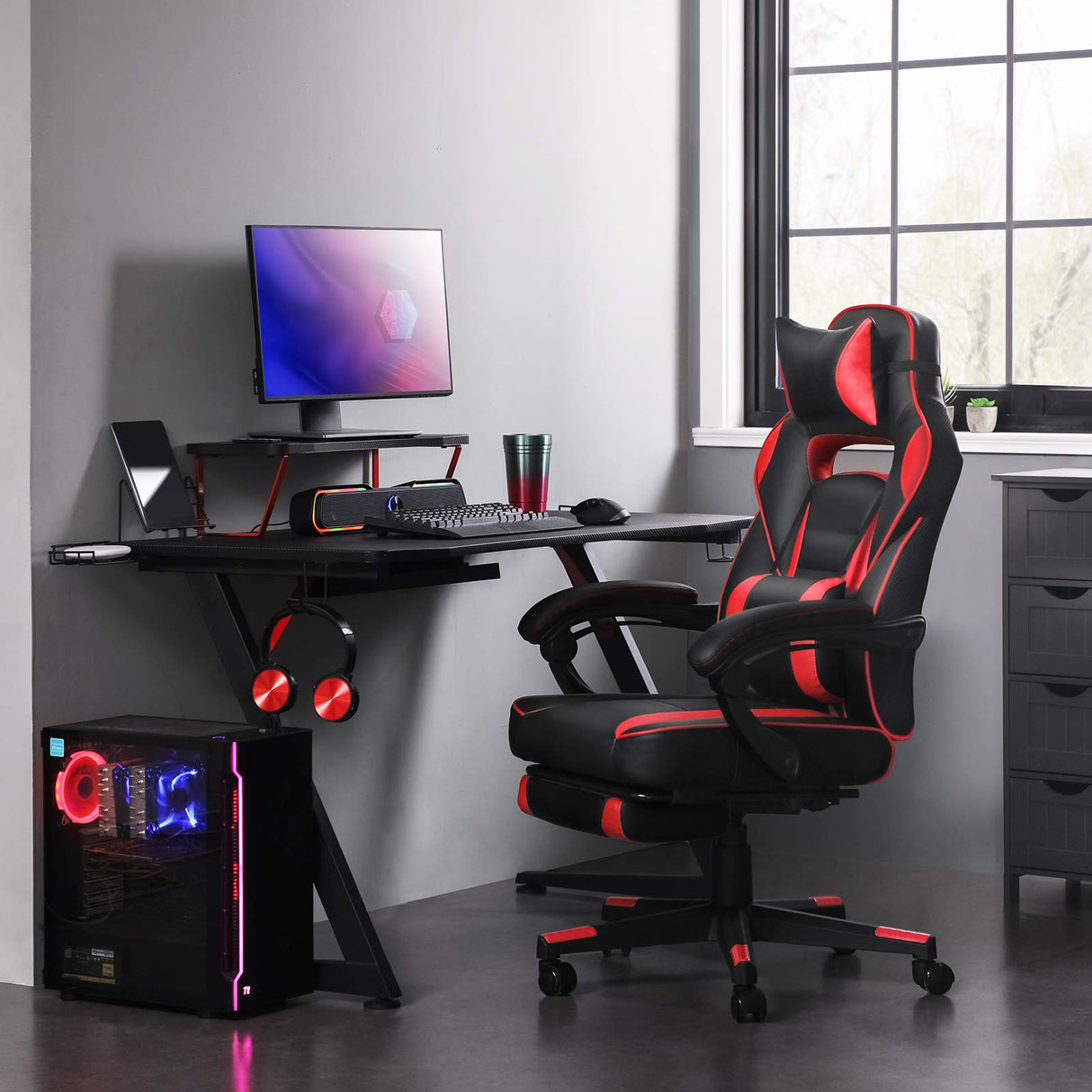 Racing Gaming Chair, Adjustable Ergonomic Office Chair with Footrest