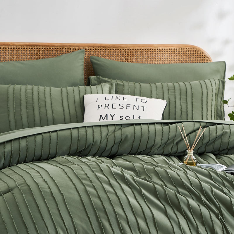 King Size Comforter Set,7 Pieces Bed in a Bag Green Tufted Comforters King Size