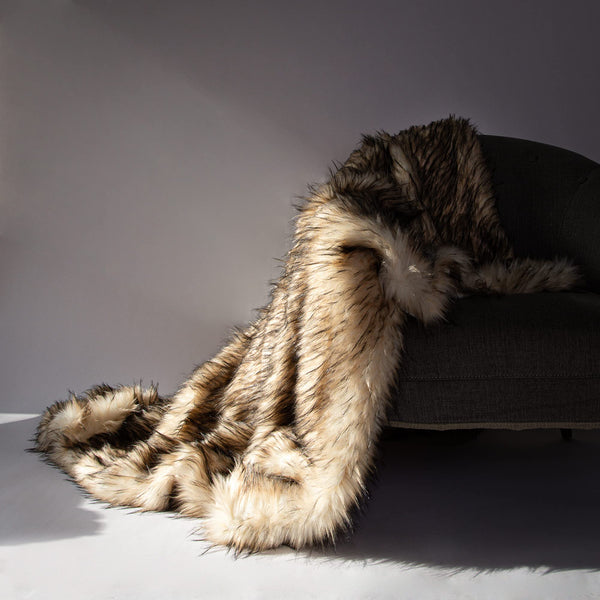 Heavyweight Super Soft Luxury Faux Fur Oversized Throw Blanket  Bleached Finn