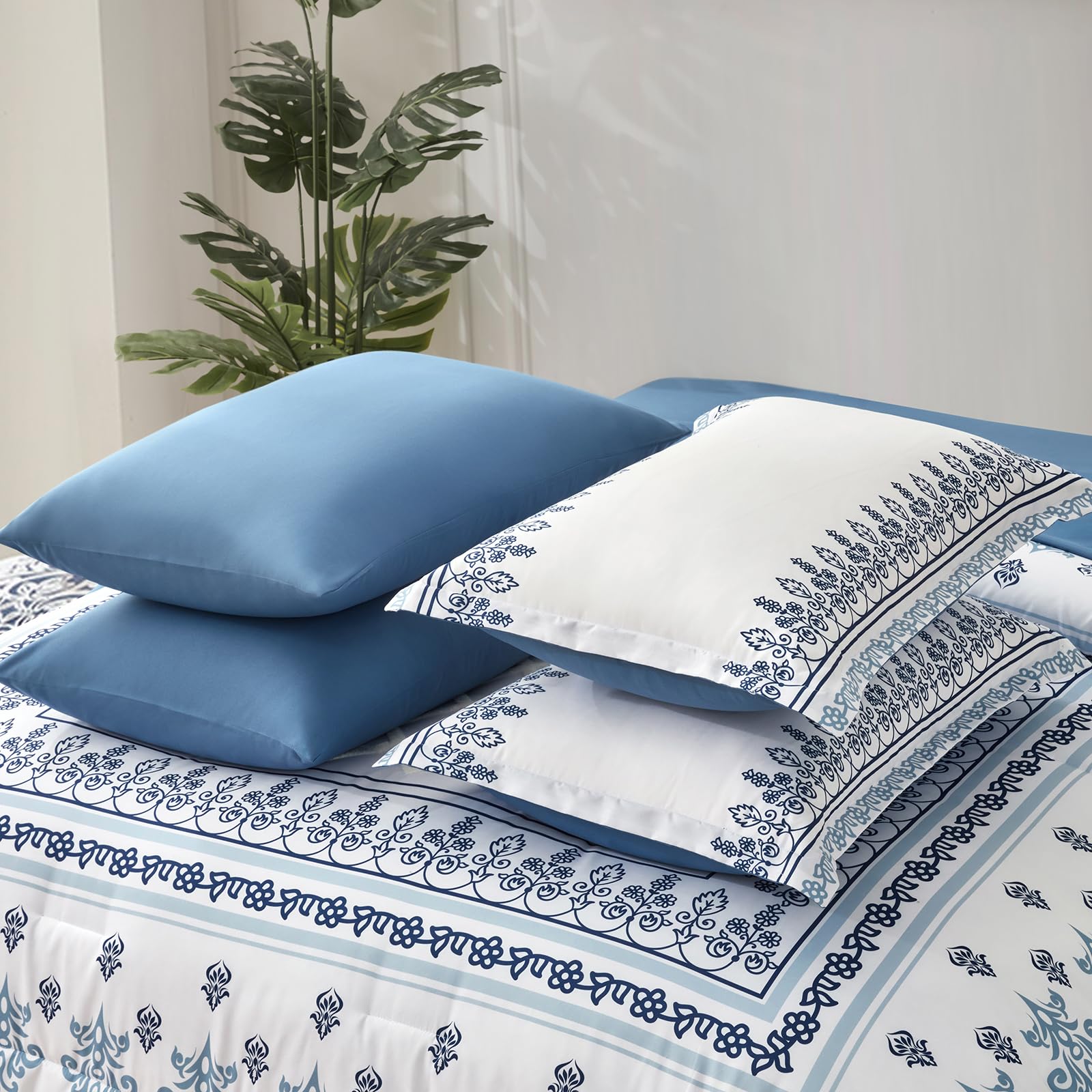 8 Pieces Blue Floral White Tufted Bedding Bed in a Bag Sets