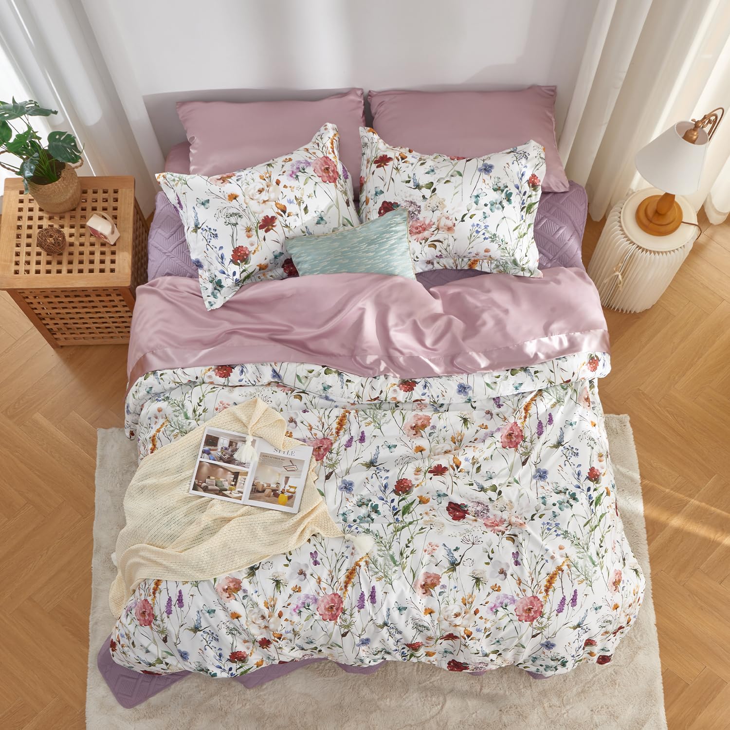 Floral Comforter Set, Twin Size Comforter Set with Flowers Leaves Pattern On White