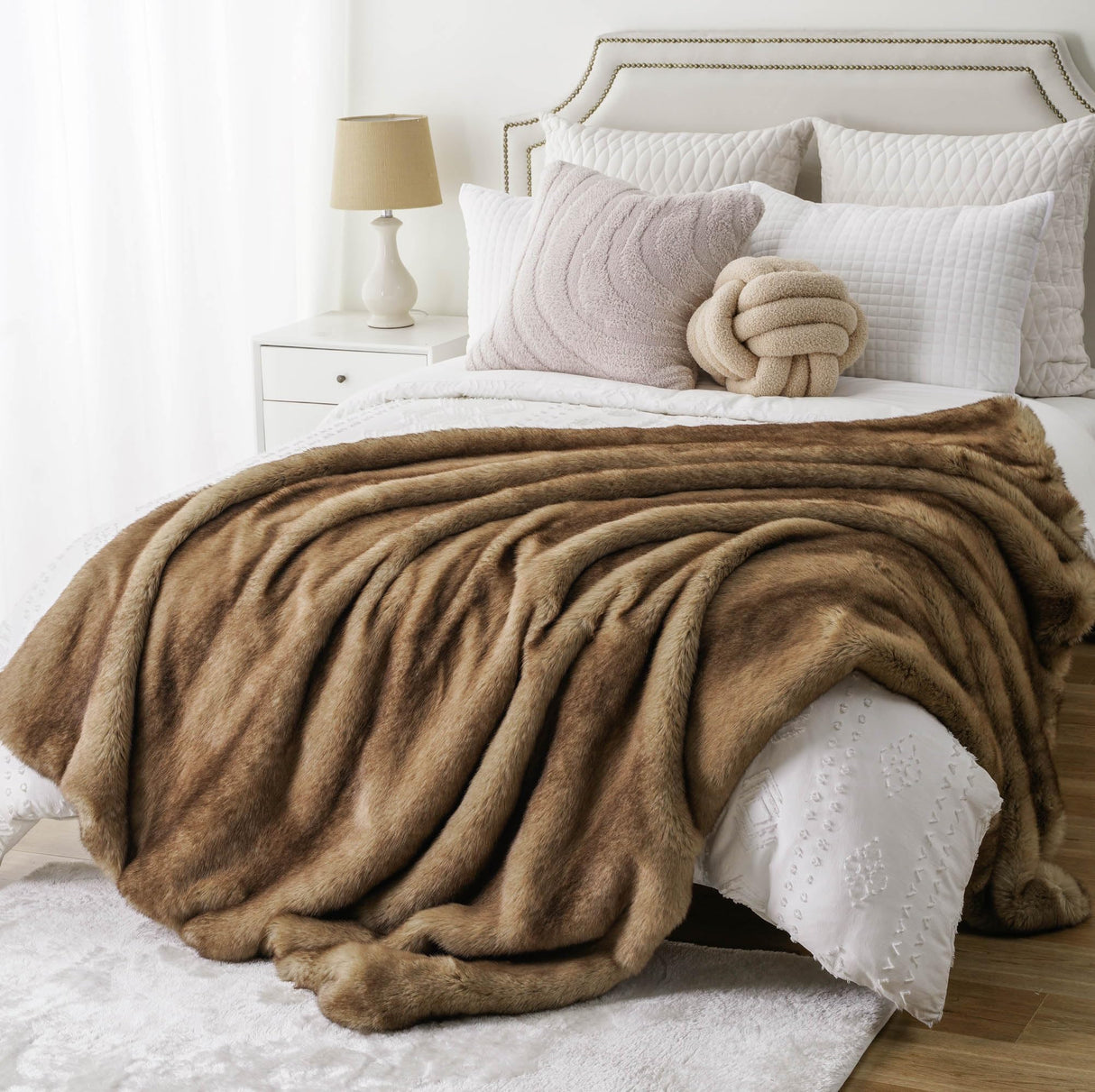 Luxury Camel Faux Fur Throw Blanket, Soft Cozy Warm Mink Fur Blanket for Bed