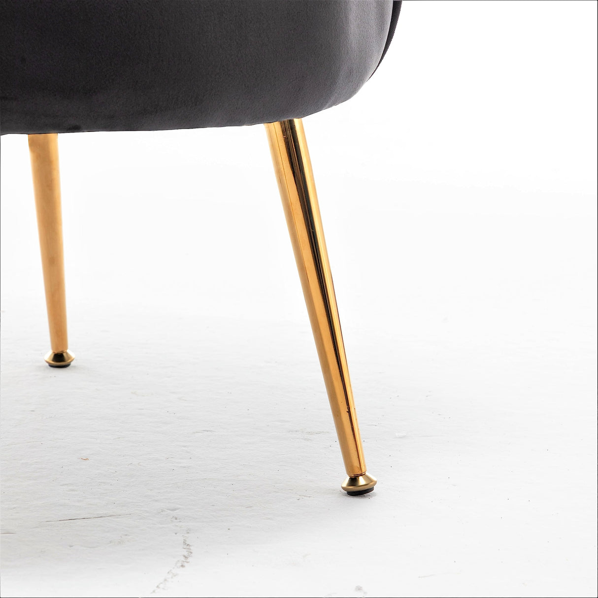 Velvet Barrel Accent Chair with Scalloped Silhouette and Gold Metal Legs