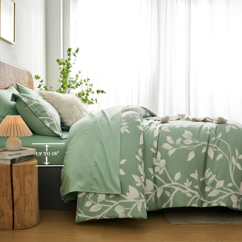 7 Pieces Bed in a Bag King Comforter Set with Sheets, Green Leaves