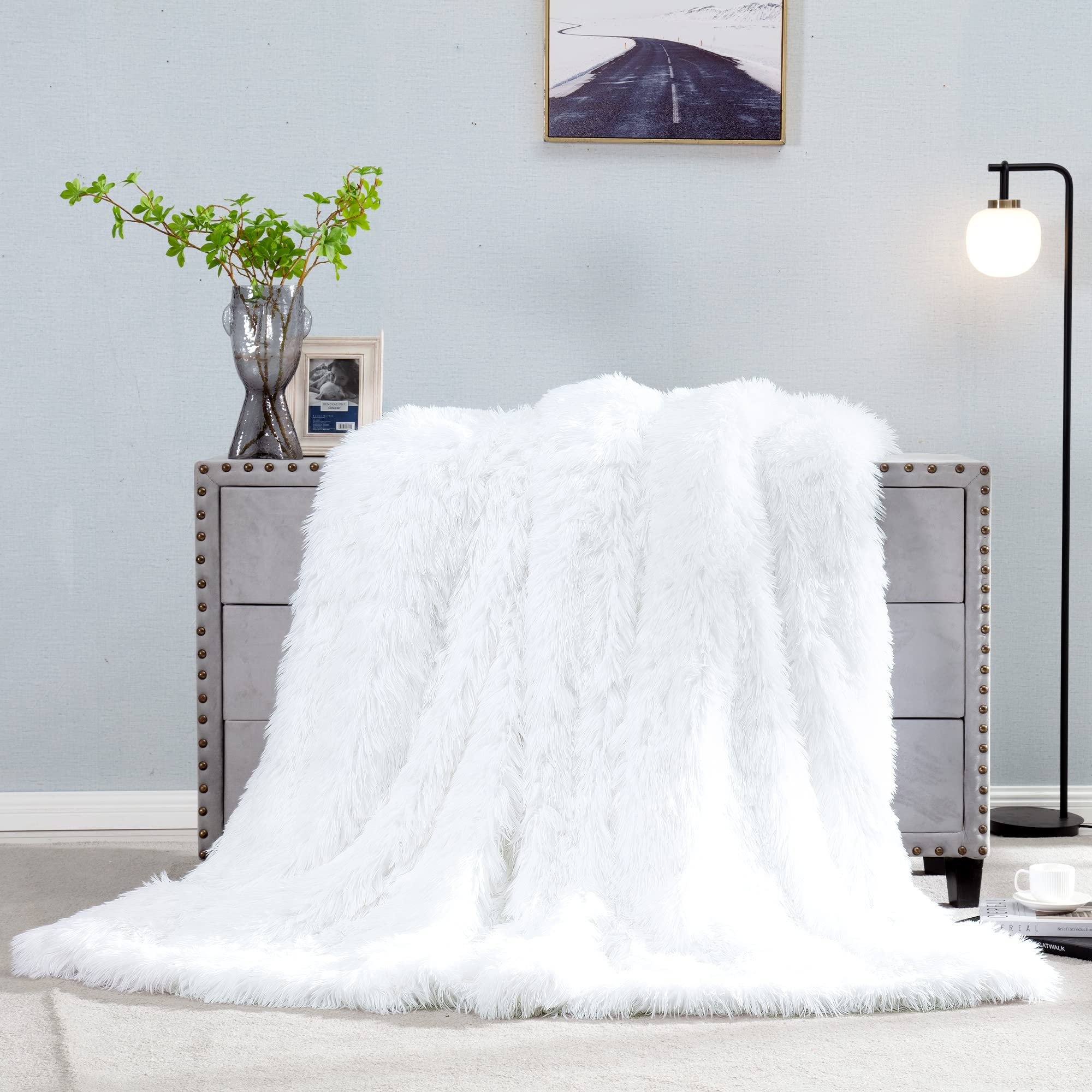 Extra Large Decorative Fluffy Faux Fur Blanket Queen Size Soft