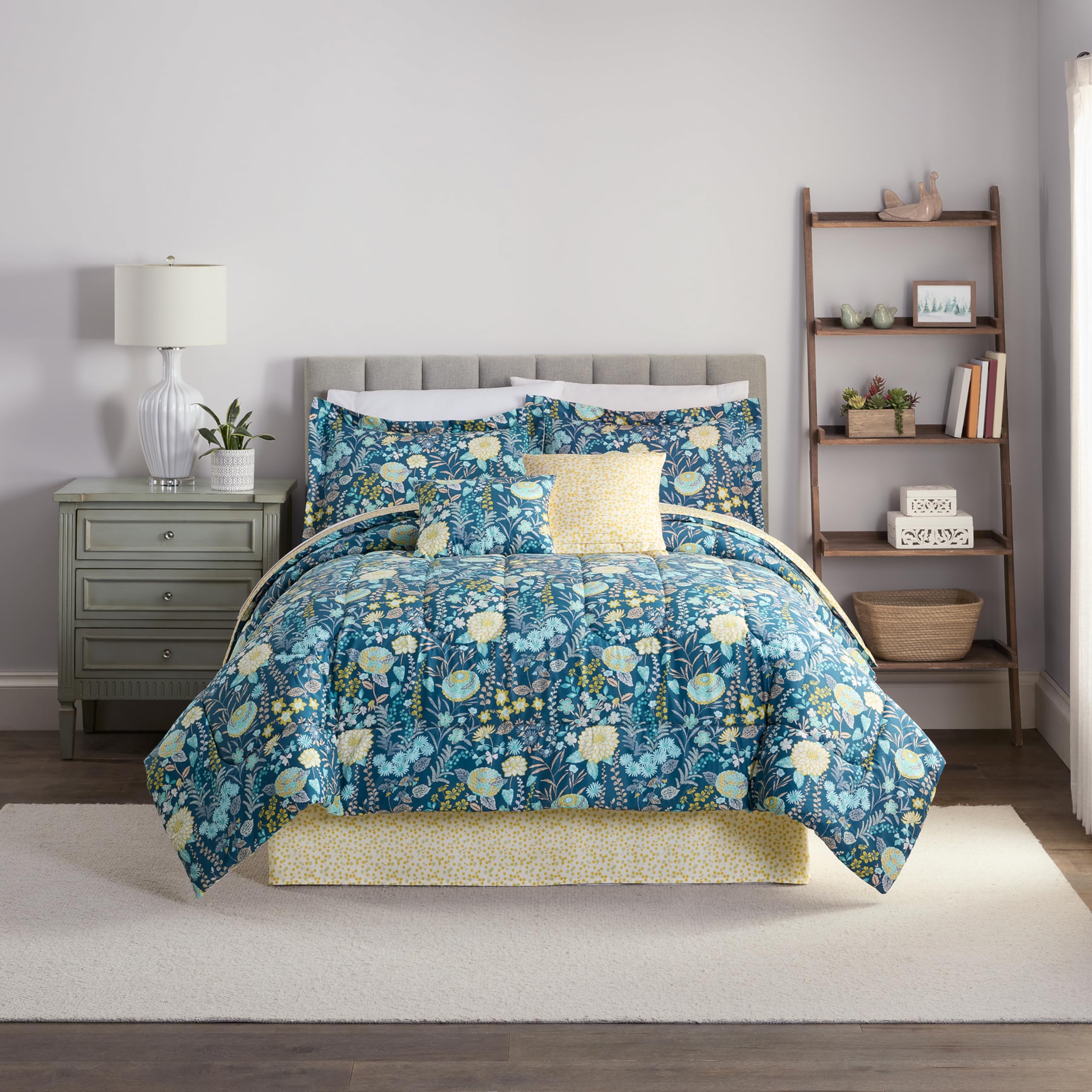 Traditions Vintage Fiona Floral 6 Piece Pattern Bedding Set