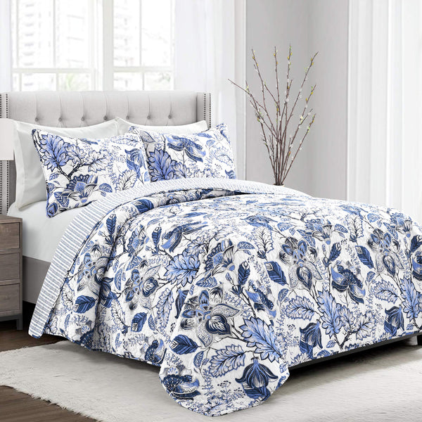 Cynthia Jacobean Quilt 3 Piece Reversible Bedding Set, King, Blue