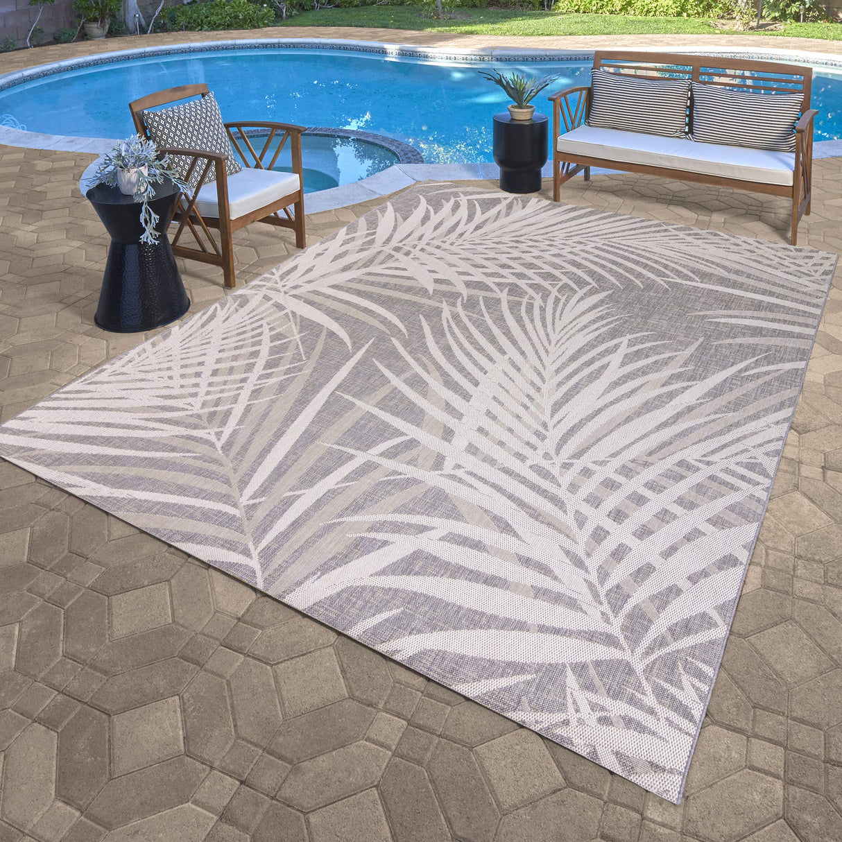 Indoor Outdoor Area Rug, Flatweave, Washable, Stain Resistant Carpet