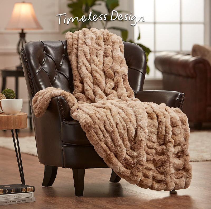 Premium Ruched Faux Fur Throw Blanket - Luxurious