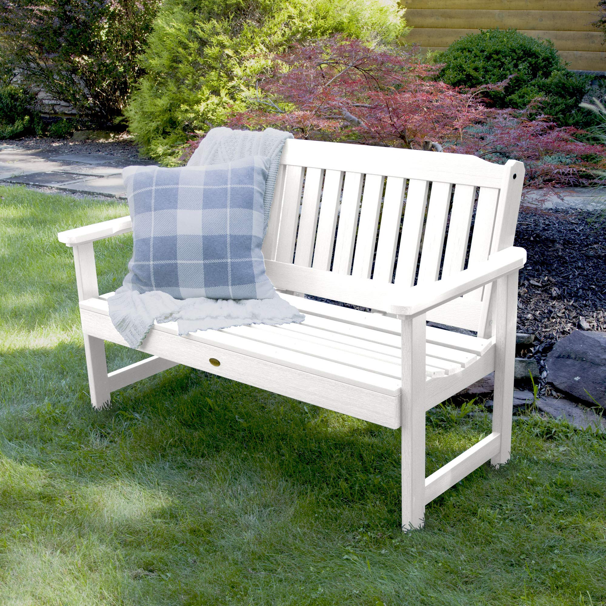 D-BENW2-WHE Lehigh Garden Bench, 4 Feet, White
